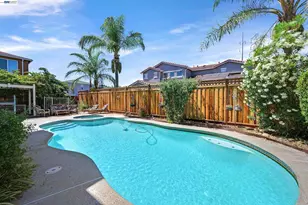 425 Cecelio Way, Tracy, CA 95376 - Photo 16