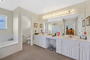 425 Cecelio Way, Tracy, CA 95376 - Photo 14