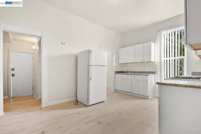 184 A St, Hayward, CA 94541 - Photo 24