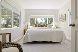 3954 Forest Hill Ave, Oakland, CA 94602 - Photo 18