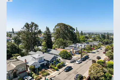 3954 Forest Hill Ave, Oakland, CA 94602 - Photo 36