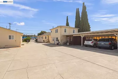 22071 Montgomery St, Hayward, CA 94541 - Photo 6