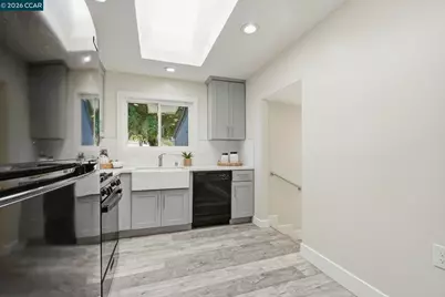 2880 Mount Diablo St, Concord, CA 94518 - Photo 10