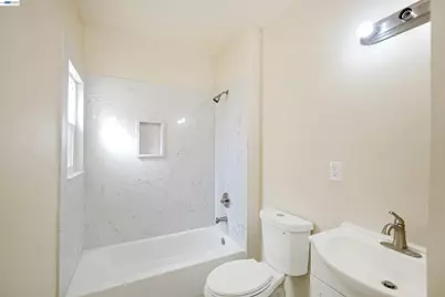 3516 15th St, Oakland, CA 94601 - Photo 32