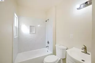 3516 15th St, Oakland, CA 94601 - Photo 32