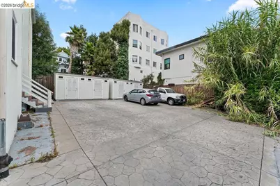 74 Pearl St, Oakland, CA 94611 - Photo 8
