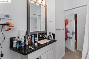 74 Pearl St, Oakland, CA 94611 - Photo 40