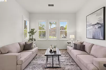 217 Sussex, Discovery Bay, CA 94505 - Photo 2