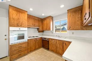 5086 Brett Ct, Fremont, CA 94538 - Photo 6