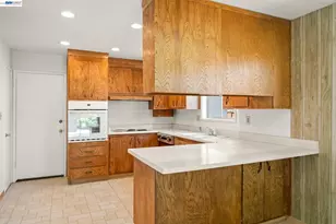 5086 Brett Ct, Fremont, CA 94538 - Photo 8