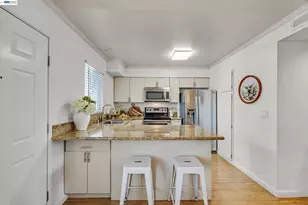 27427 Stoneridge Ct, Hayward, CA 94544 - Photo 6