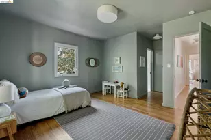2339 Thackeray Dr, Oakland, CA 94611 - Photo 50
