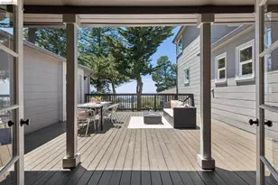 2339 Thackeray Dr, Oakland, CA 94611 - Photo 16