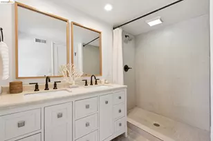 2339 Thackeray Dr, Oakland, CA 94611 - Photo 40