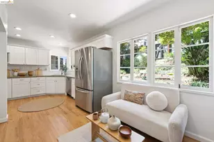 2339 Thackeray Dr, Oakland, CA 94611 - Photo 30