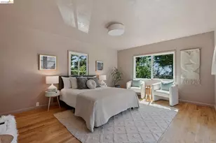 2339 Thackeray Dr, Oakland, CA 94611 - Photo 52