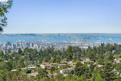 2339 Thackeray Dr, Oakland, CA 94611 - Photo 64