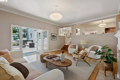 2339 Thackeray Dr, Oakland, CA 94611 - Photo 14