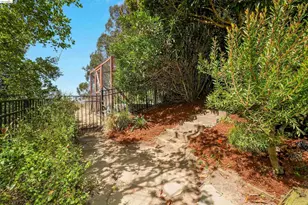 6833 Sherwick Dr, Berkeley, CA 94705 - Photo 78