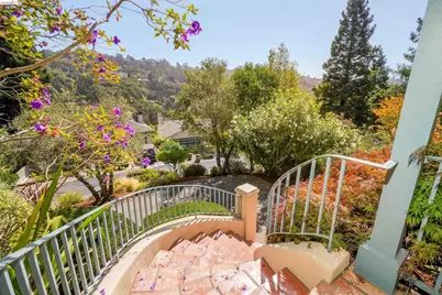 6833 Sherwick Dr, Berkeley, CA 94705 - Photo 10