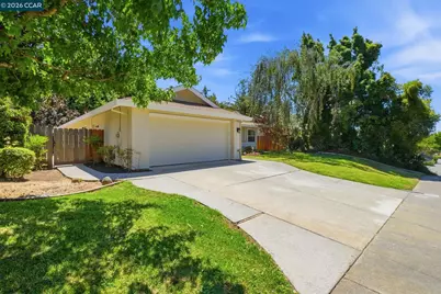 790 Rose Dr, Benicia, CA 94510 - Photo 2