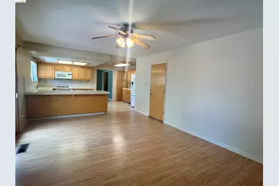 3918 Pebble Dr, Antioch, CA 94509 - Photo 14