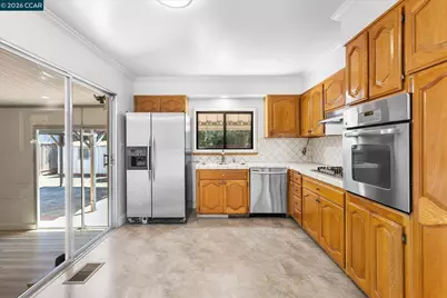 375 Carson Dr, Hayward, CA 94544 - Photo 22