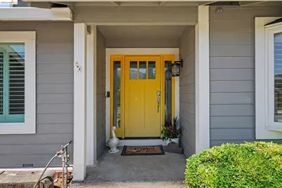 332 Chardonnay Cir, Clayton, CA 94517 - Photo 4
