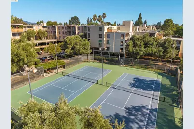 420 Civic Dr #207, Walnut Creek, CA 94596 - Photo 26