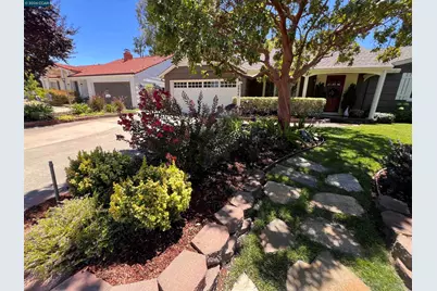 2908 Leta Ln, Sacramento, CA 95821 - Photo 2