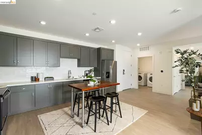 500 Somi Ct #208, Hayward, CA 94544 - Photo 8