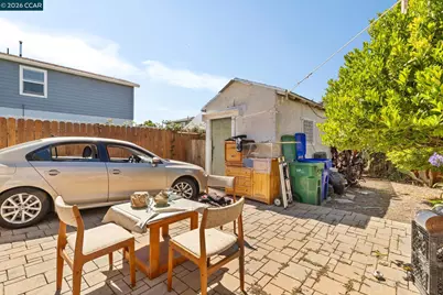 1031 70th Ave, Oakland, CA 94621 - Photo 22