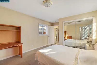 1031 70th Ave, Oakland, CA 94621 - Photo 16