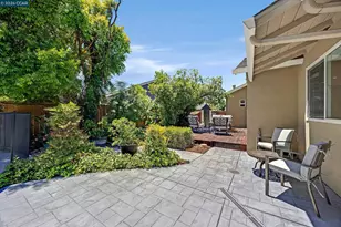 8 Bath Ct, San Ramon, CA 94583 - Photo 36