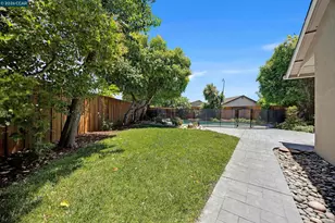 8 Bath Ct, San Ramon, CA 94583 - Photo 38