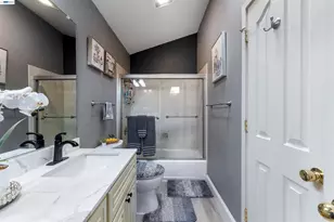 903 Appian Knoll Ct, El Sobrante, CA 94803 - Photo 16