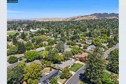 136 Arbolado Dr, Walnut Creek, CA 94598 - Photo 54
