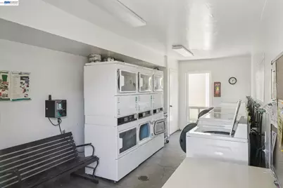 2029 Otis Dr #D, Alameda, CA 94501 - Photo 32
