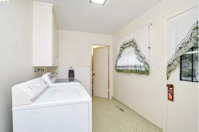 227 Pueblo Dr, Pittsburg, CA 94565 - Photo 18