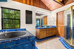 890 Holly Hill Dr, Walnut Creek, CA 94596 - Photo 8