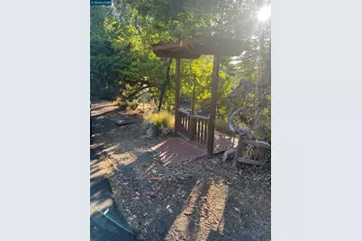 890 Holly Hill Dr, Walnut Creek, CA 94596 - Photo 30