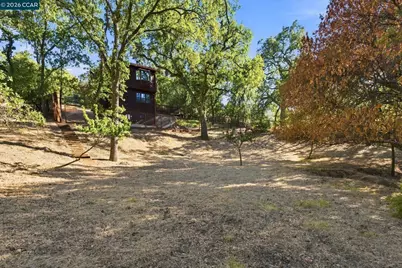 890 Holly Hill Dr, Walnut Creek, CA 94596 - Photo 32