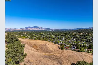 640 Skyline Dr, Martinez, CA 94553 - Photo 86