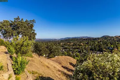 640 Skyline Dr, Martinez, CA 94553 - Photo 70