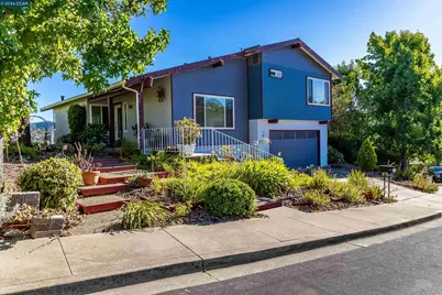 640 Skyline Dr, Martinez, CA 94553 - Photo 2