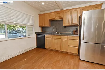 23019 Amador St, Hayward, CA 94541 - Photo 6
