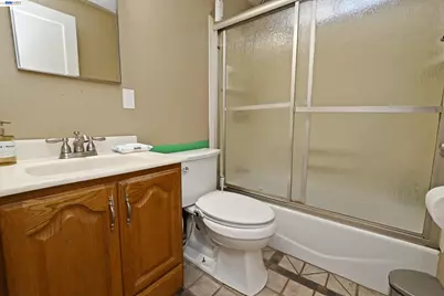 23019 Amador St, Hayward, CA 94541 - Photo 8