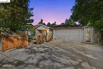 6480 Ascot Dr, Oakland, CA 94611 - Photo 2