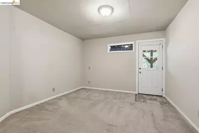 6480 Ascot Dr, Oakland, CA 94611 - Photo 26