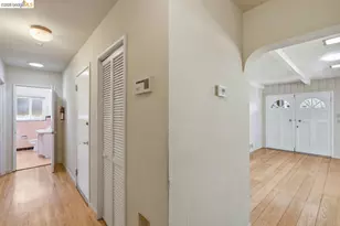 6480 Ascot Dr, Oakland, CA 94611 - Photo 6